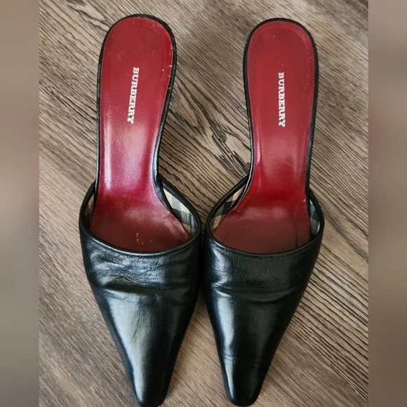 Burberry Slip On Kitten Heels - Picture 1 of 15